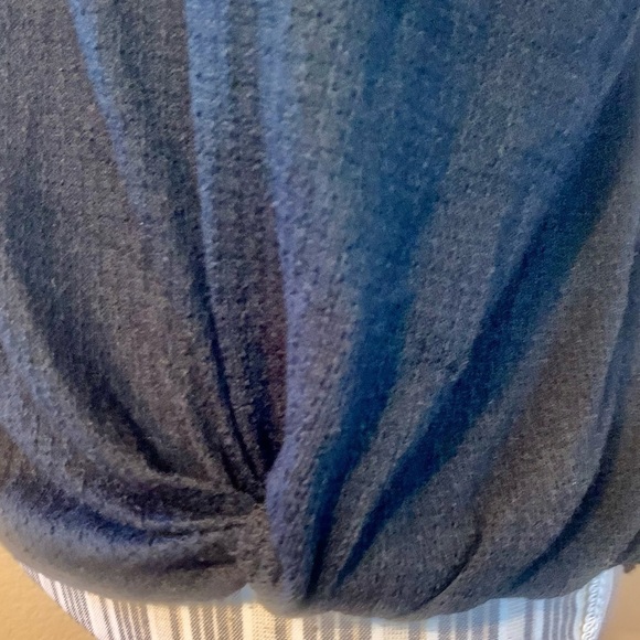 NWT Pleione Top XS Black Waffle Knit Short Sleeves Crossover Knot Hi Lo - Picture 4 of 16